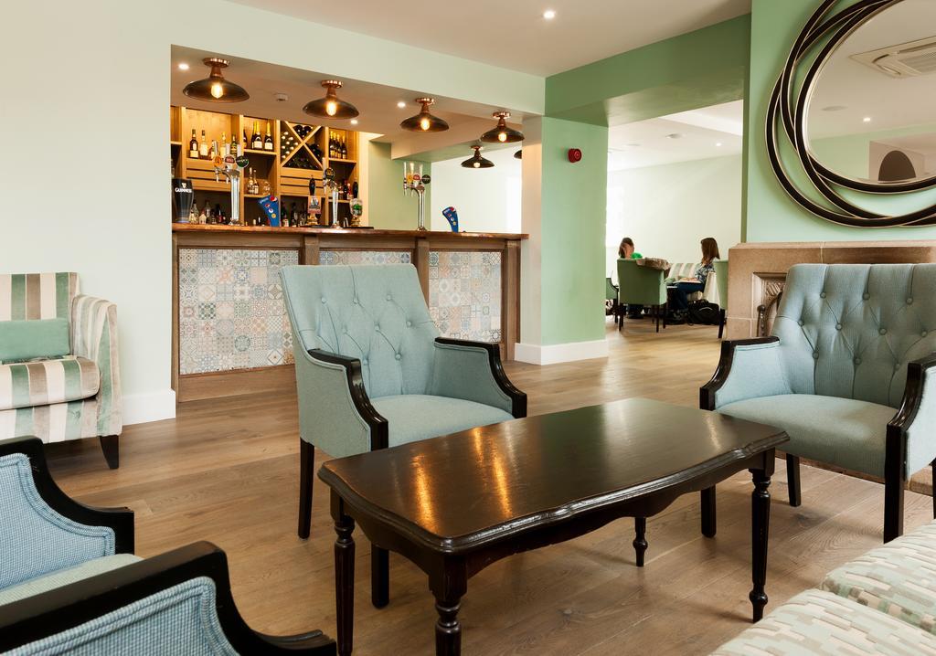 Frensham Pond Country House Hotel & Spa ファーナム エクステリア 写真