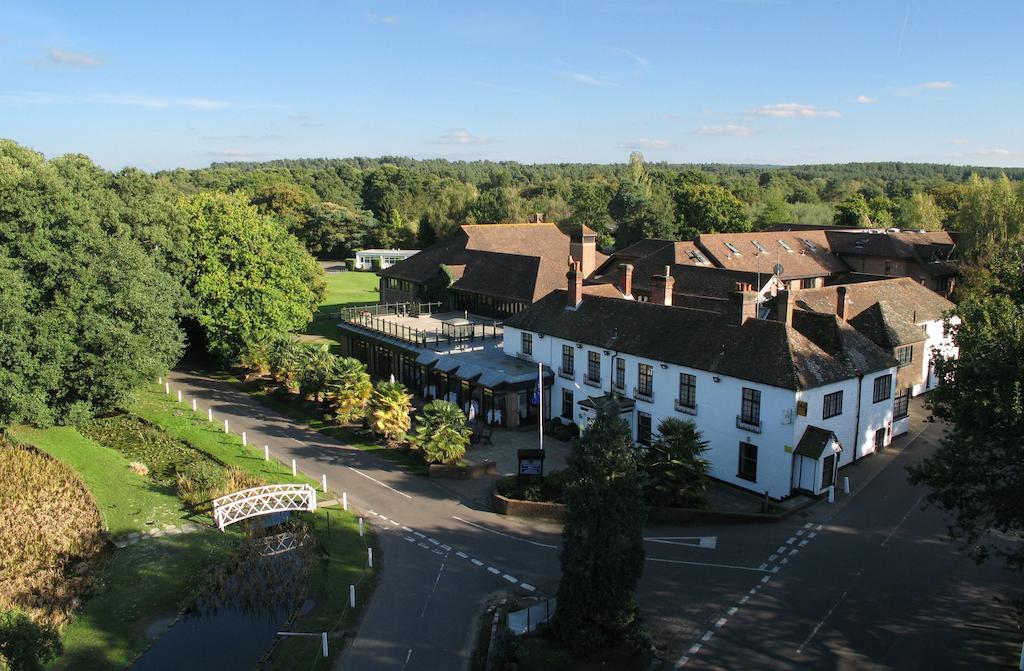Frensham Pond Country House Hotel & Spa ファーナム エクステリア 写真