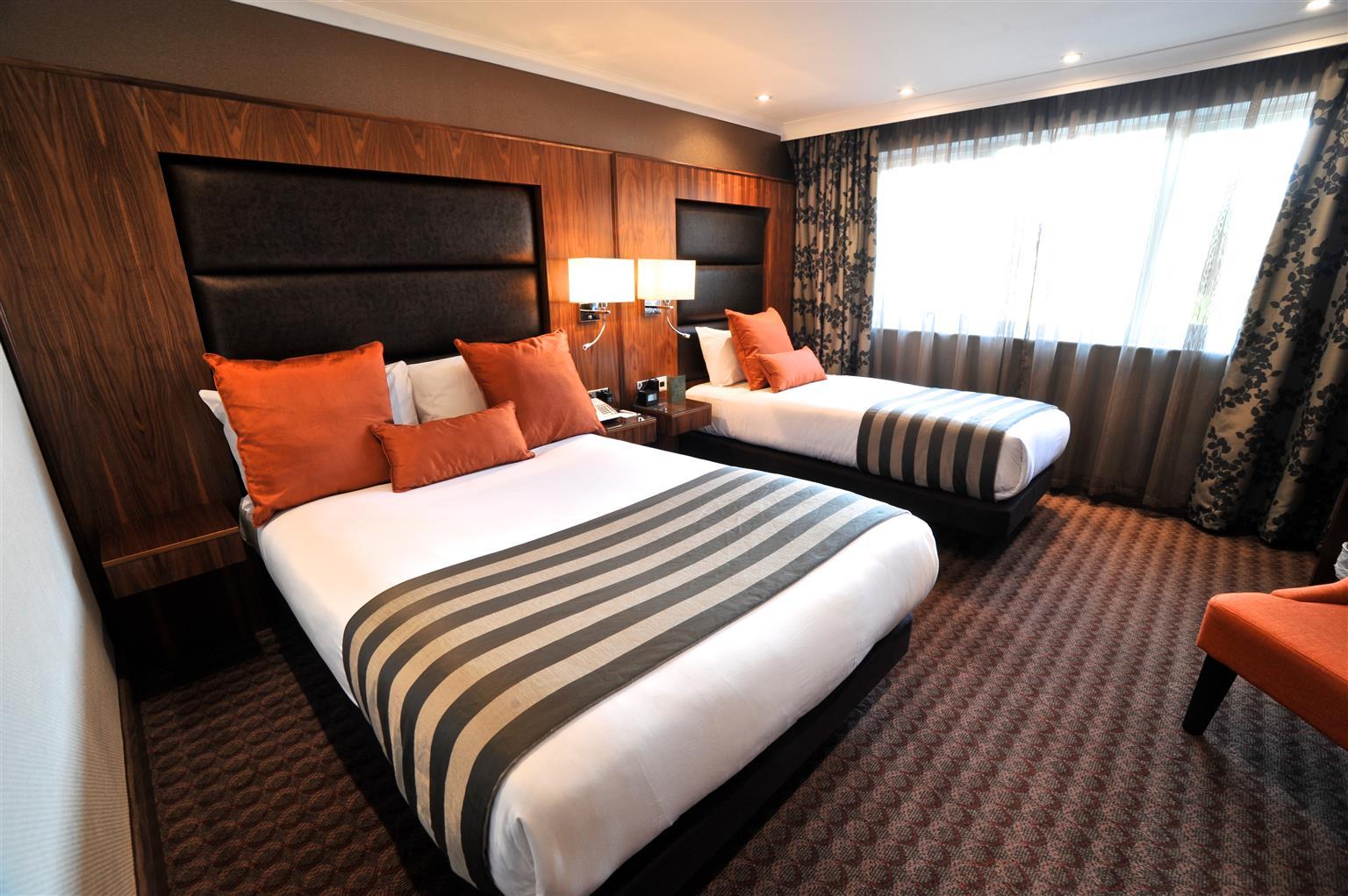 Frensham Pond Country House Hotel & Spa ファーナム エクステリア 写真