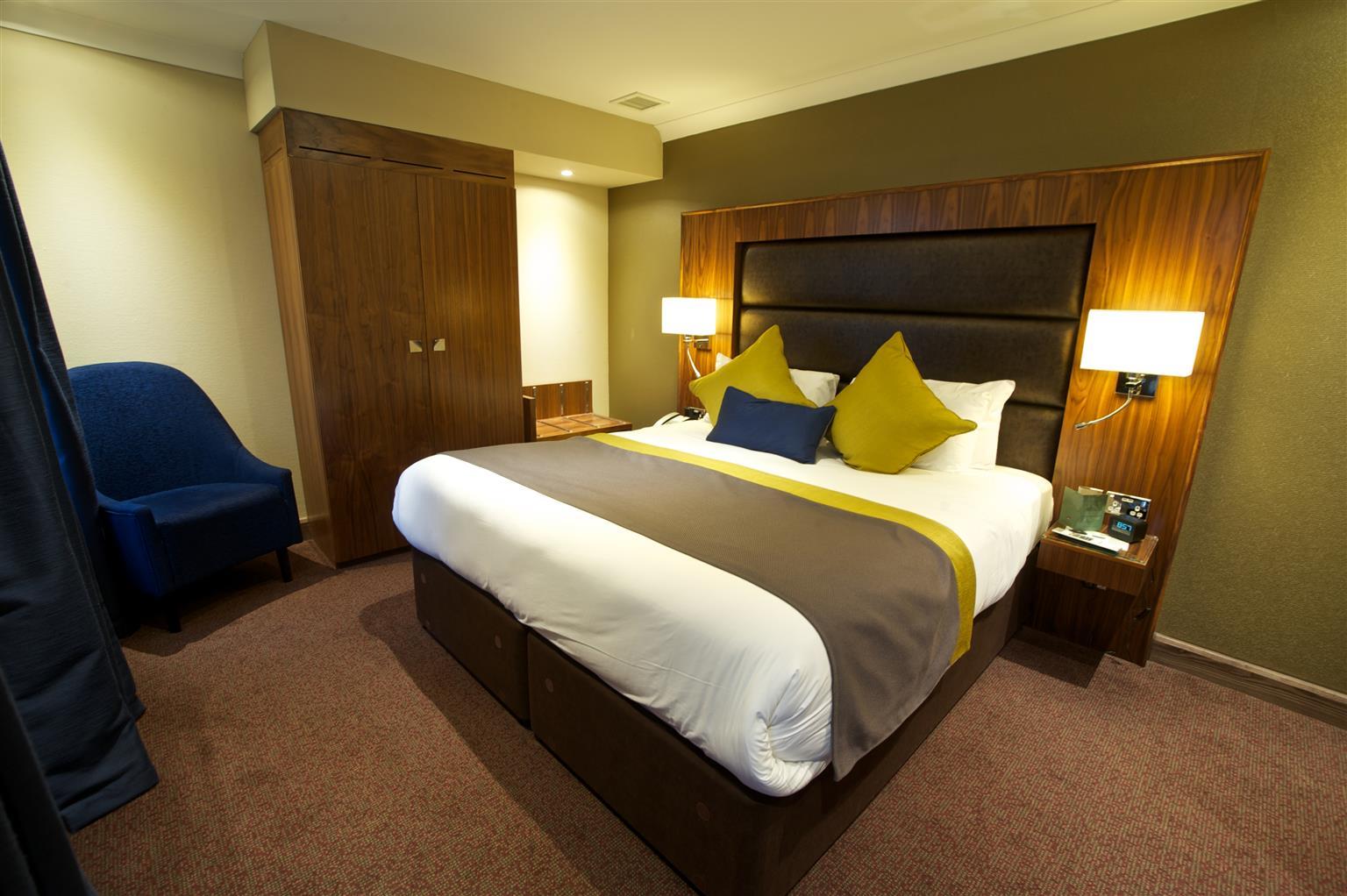 Frensham Pond Country House Hotel & Spa ファーナム エクステリア 写真